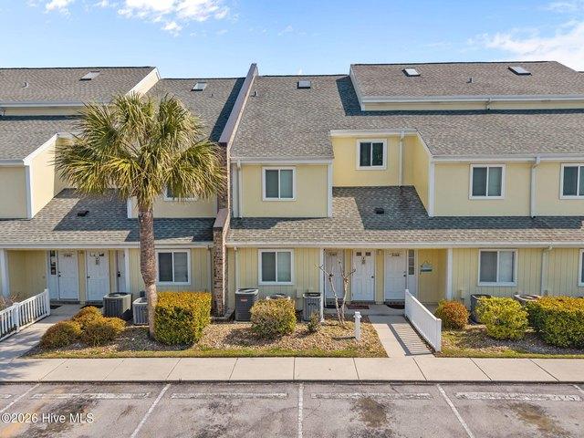 Condo for sale in Emerald Isle, North Carolina