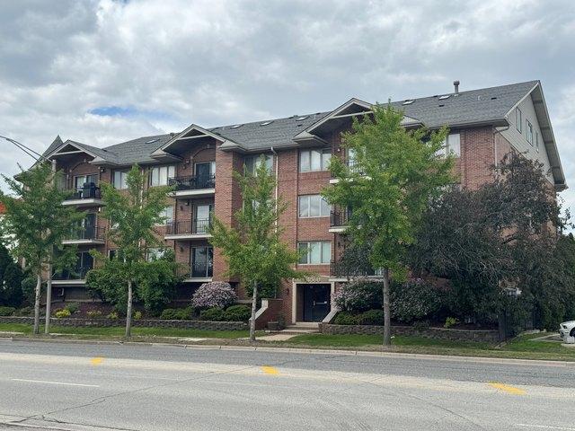 Condo for sale in Oak Lawn, Illinois