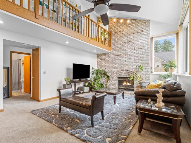 House for sale in Ridgeview, Mequon
