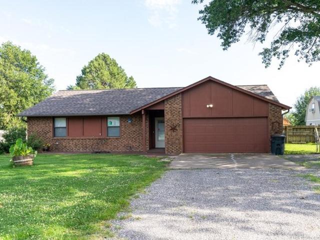 House for sale in Rogers, Oklahoma