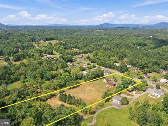 House for sale in Johnsontown, Hedgesville