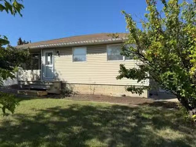 House for sale in Grande Prairie, Alberta