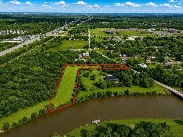 Land for sale in Hitchcock, Texas