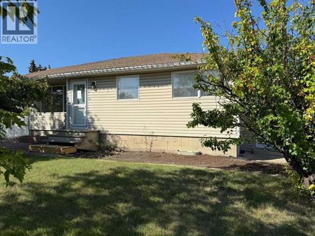 House for sale in Grande Prairie, Alberta