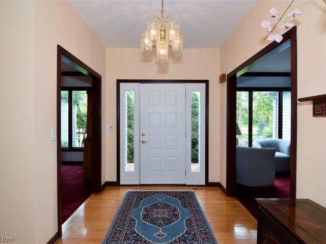 House for sale in Chagrin Falls, Geauga County