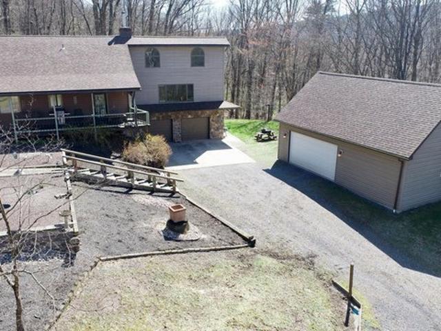 House for sale in Huntingdon, Pennsylvania