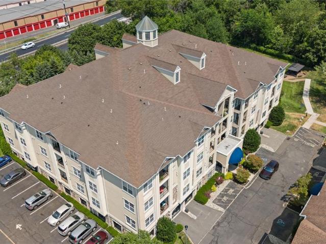 Townhouse for sale in Clifton