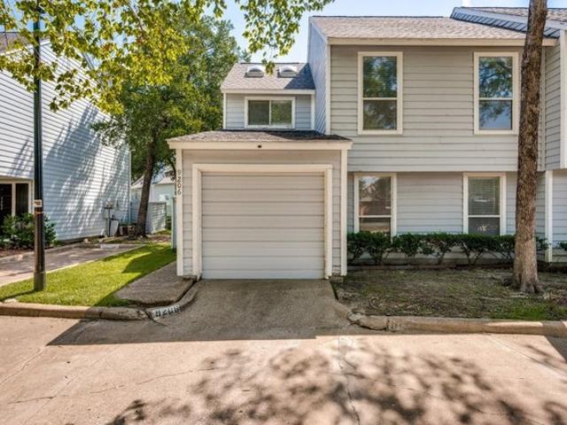 Townhouse for sale in Irving, Texas