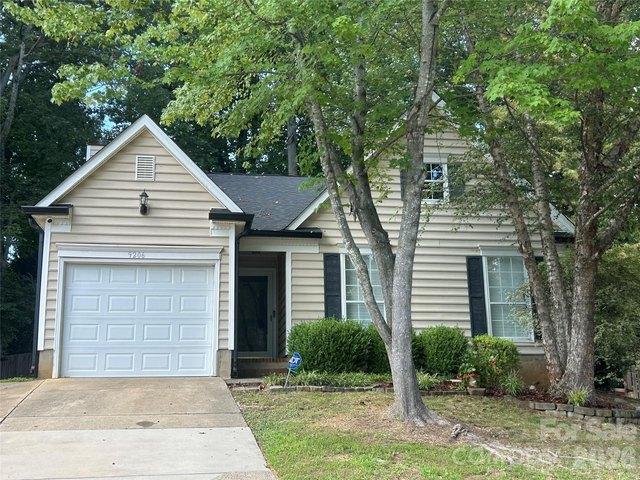 House for sale in Mecklenburg, North Carolina