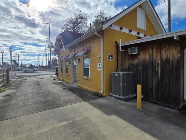 Commercial for sale in Chalmette, Louisiana