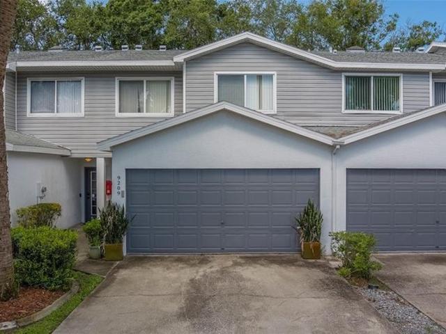 Townhouse for sale in Largo, Pinellas County