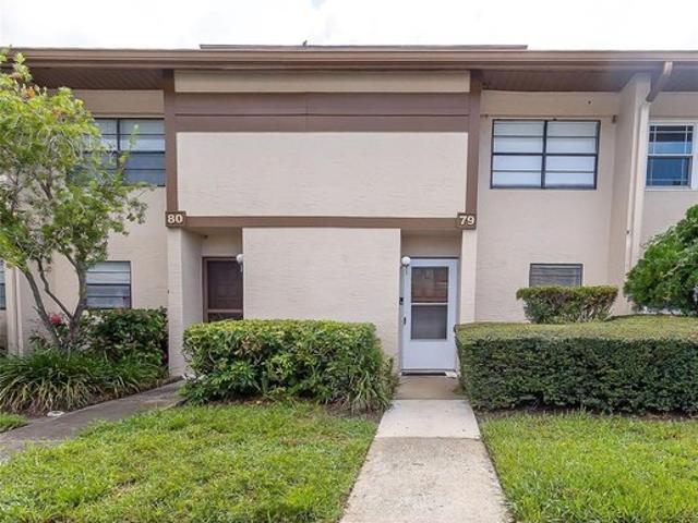 Townhouse for sale in Seminole, Florida