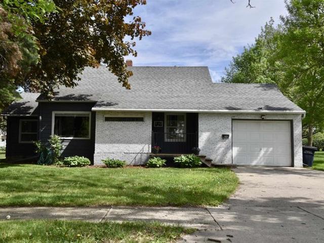 House for sale in Sibley, Iowa