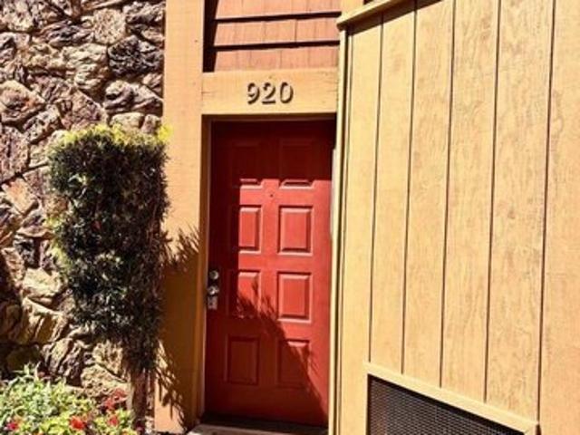 Townhouse for sale in Campbell, California