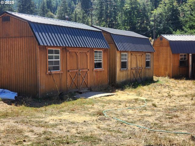 House for sale in Drain, Oregon