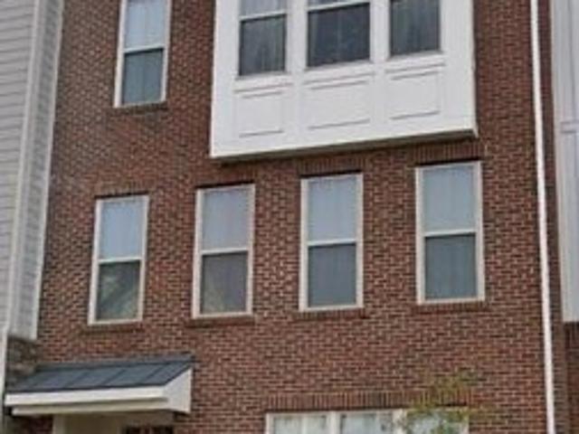 Condo for sale in Virginia