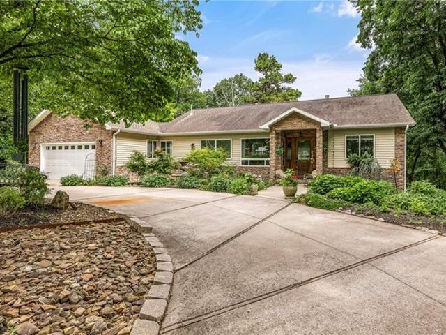 House for sale in Ark