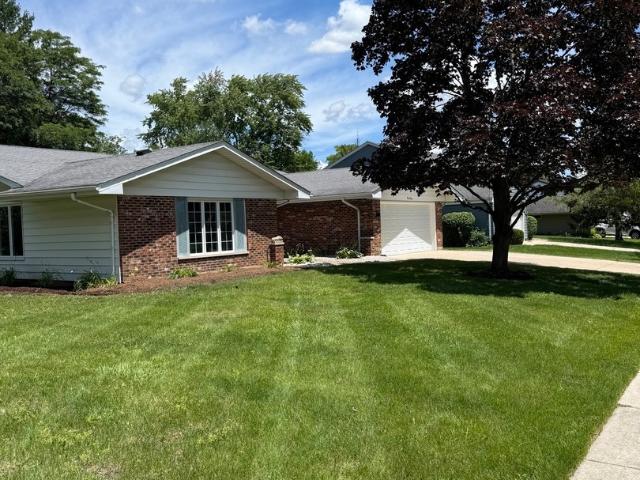 House for sale in Schaumburg, Illinois