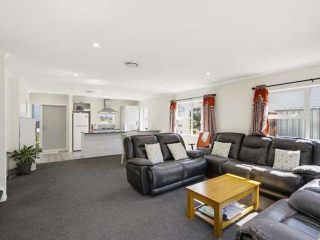 House for sale in Newlands, Wellington