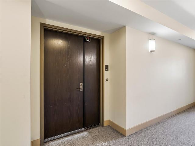 Condo for sale in Pasadena, California