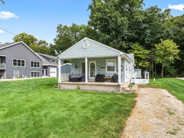 House for sale in Westview, Hudson