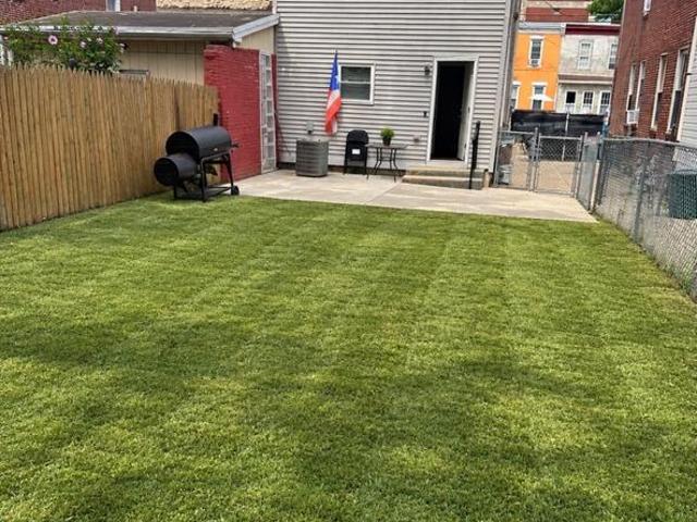 Townhouse for sale in Camden, New Jersey