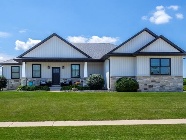 House for sale in Eldridge, Iowa