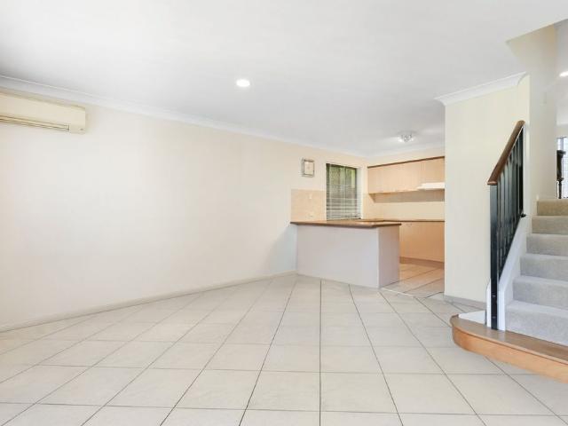 Townhouse for rent in Fernbrook, Queensland