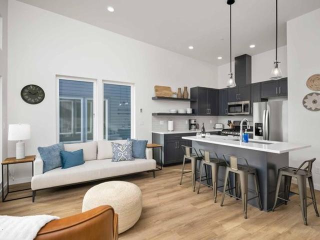 Condo for sale in Oregonia