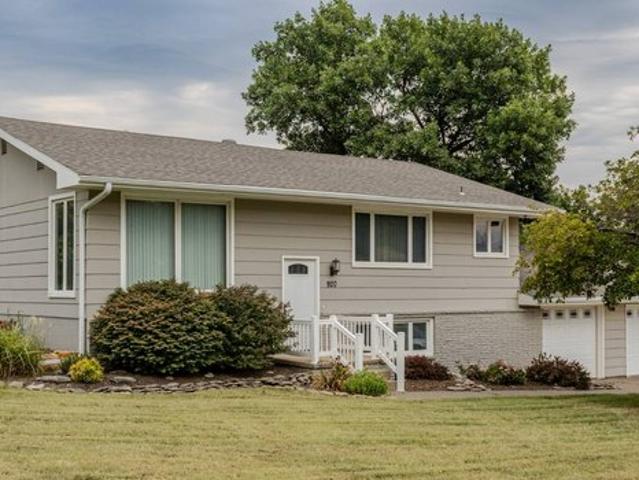 House for sale in Beloit, Mitchell County