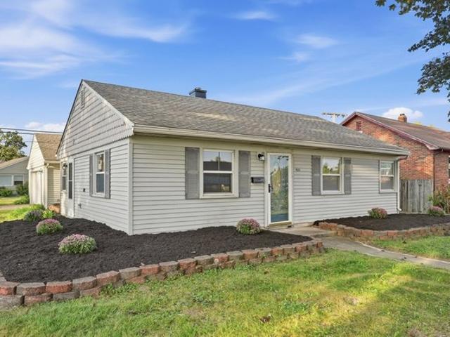 House for sale in Hobart, Lake County