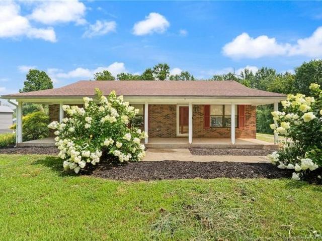 House for sale in Elizabeth, Indiana