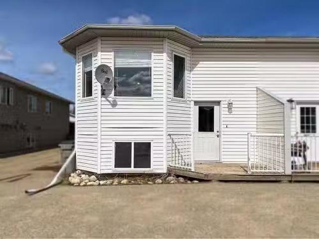 House for sale in Grande Prairie, Alberta