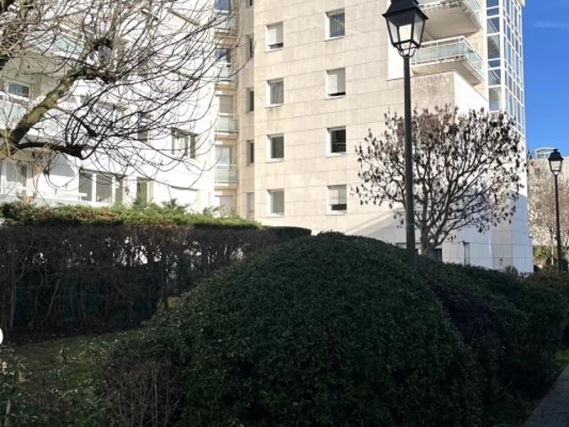Appartement vente à France métropolitaine, Suresnes