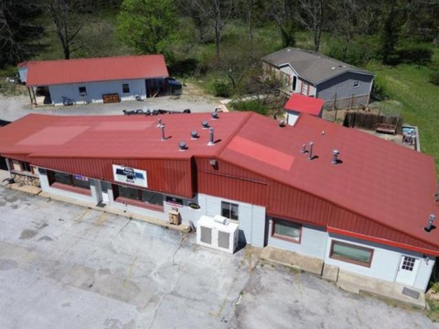 House for sale in Stone, Missouri