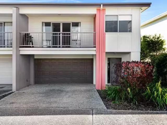 House for rent in Varsity Lakes, Gold Coast City