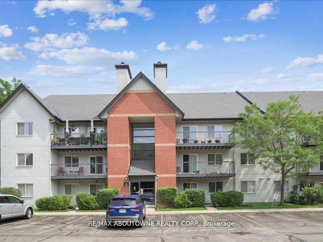 Condo for sale in Oakville, Golden Horseshoe