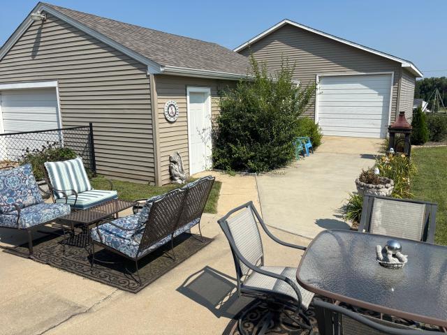 House for sale in Whiteside, Illinois