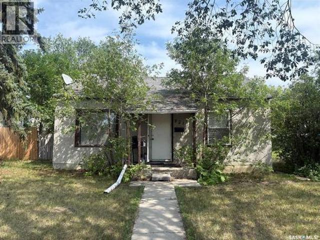 House for sale in Parkdale, Regina
