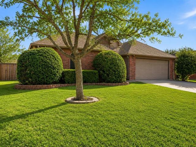 House for sale in Howe, Texas