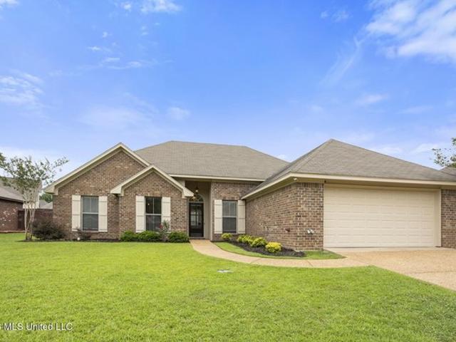 House for sale in Pearl, Mississippi