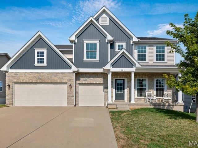 House for sale in Carlton Glen Estates, Wentzville