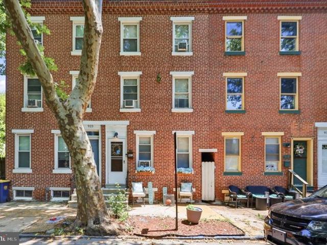 Townhouse for sale in Delaware