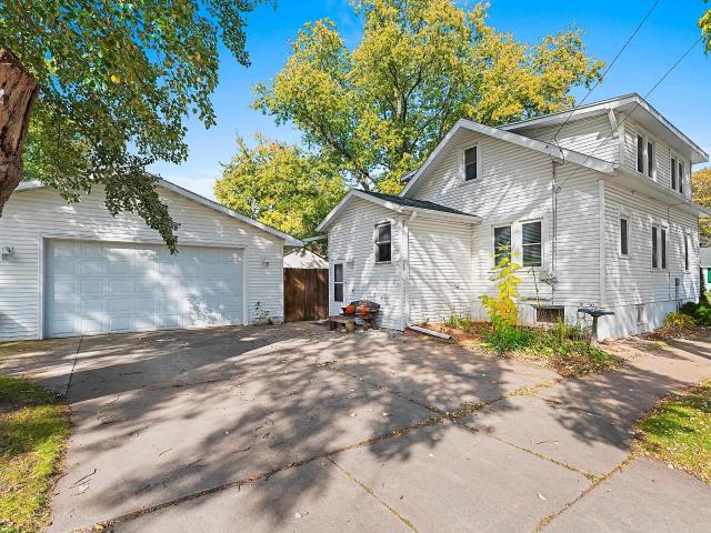 House for sale in Olde Norwood, Green Bay