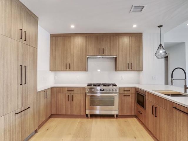 Condo for sale in Hudson, New Jersey
