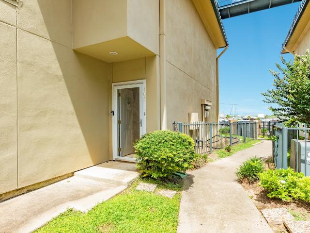 Townhouse for sale in Galveston