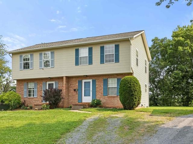 Townhouse for sale in Virginia