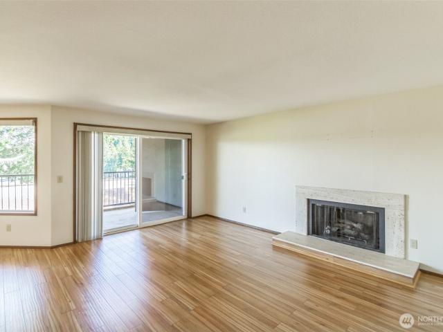 Condo for sale in Bremerton