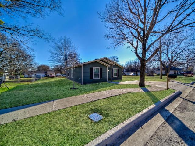 House for sale in Fannin, Texas
