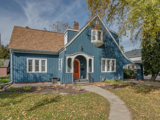 House for sale in Kaukauna, Outagamie County